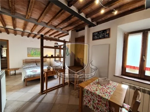 Appartamento in vendita a Chiusdino - foto 1