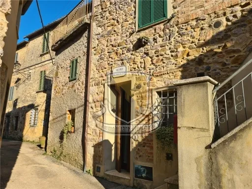 Villa in vendita a Monticiano - foto 1