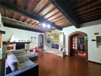 Villa in vendita a Monticiano - foto 1