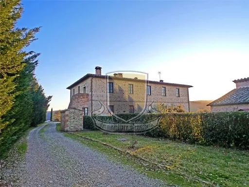Rustico/Casale in vendita a Sovicille - foto 2