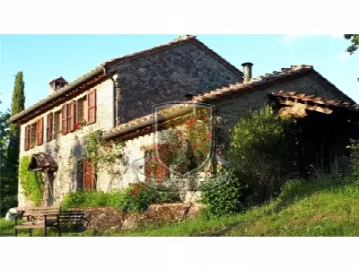 Rustico/Casale in vendita a Chiusdino - foto 2