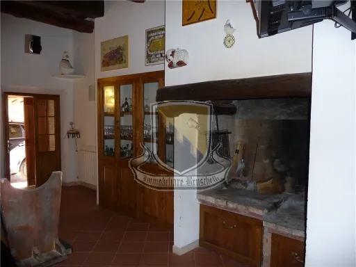 Rustico/Casale in vendita a Sovicille - foto 2