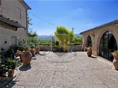 Rustico/Casale a Siena