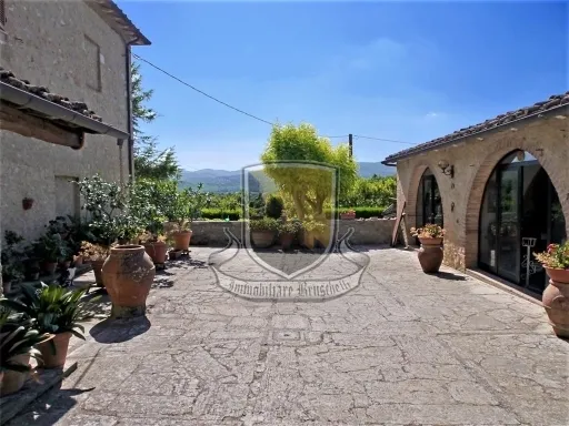 Rustico/Casale in vendita a Siena, Centro storico - foto 1