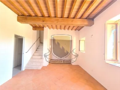 Rustico/Casale in vendita a Sovicille - foto 2