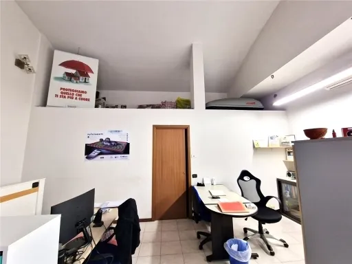 Ufficio in vendita a Firenze, L'isolotto - foto 9