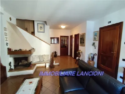 Villa a Lastra a Signa