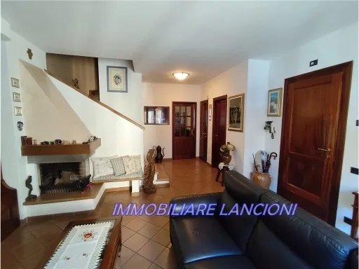 Villa in vendita a Lastra a Signa - foto 1
