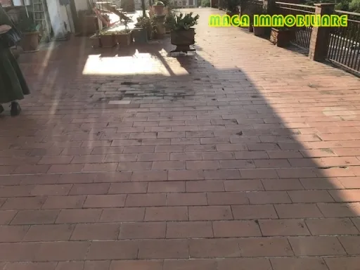 Attico in vendita a Campi Bisenzio - foto 1
