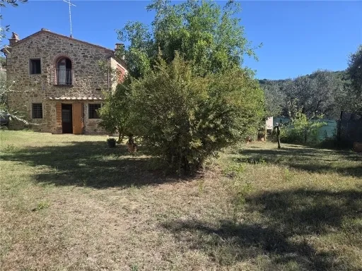 Villa in vendita a Vinci - foto 1