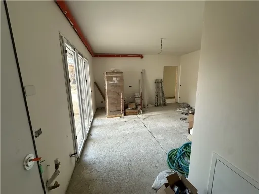 Appartamento in vendita a Capraia e Limite - foto 1