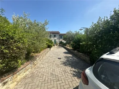 Rustico/Casale in vendita a Carmignano - foto 2