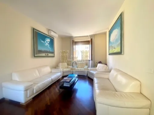 Appartamento in vendita a Firenze, Centro - foto 2
