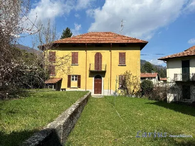 Villa in vendita a Caglio - foto 2
