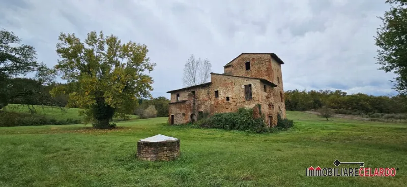 Rustico/Casale in vendita a Gambassi Terme - foto 2