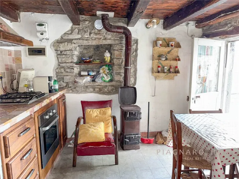 Rustico/Casale in vendita a Zeri - foto 9