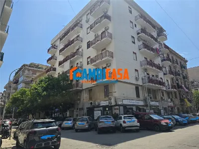 Ufficio in vendita a Palermo, Calatafimi b... - foto 1