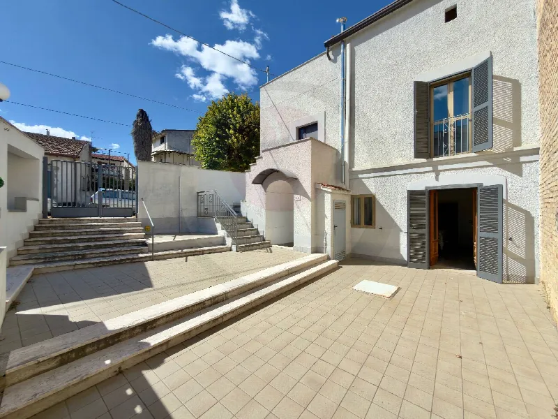 Casa Indipendente in vendita a Frisa - foto 1