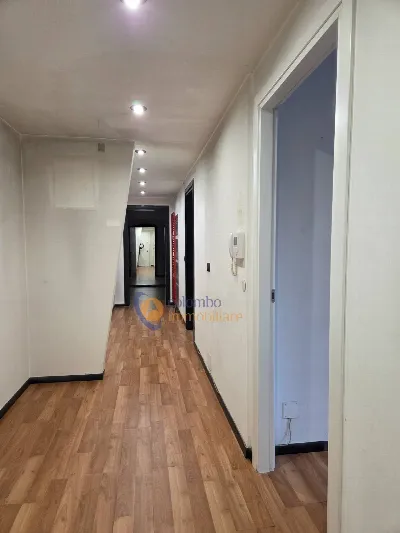 Ufficio in vendita a Busto Arsizio - foto 3