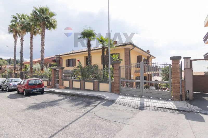 Villa in vendita a Belpasso - foto 1