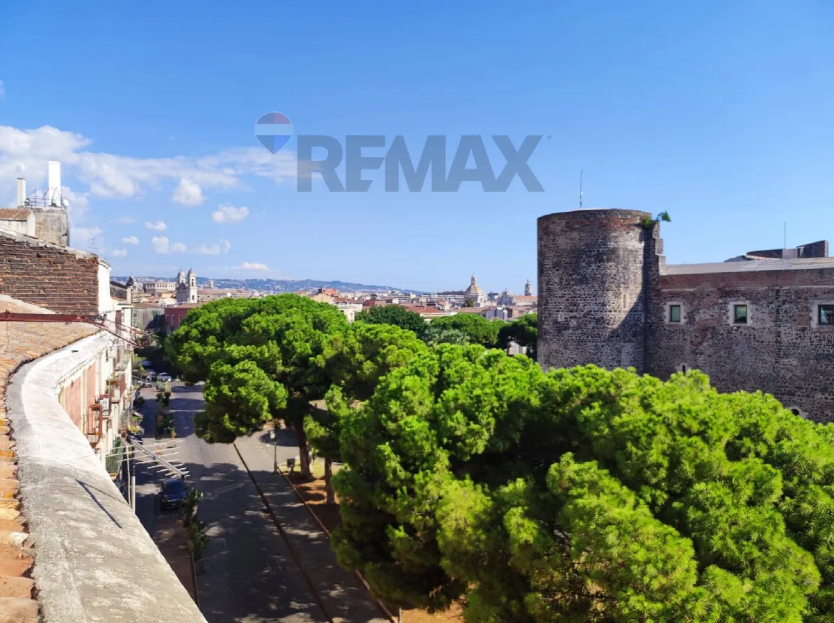 Appartamento in vendita a Catania, Centro Storico, Porto - foto 2