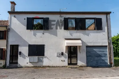 Casa Indipendente in vendita a Rovigo, Con... - foto 1
