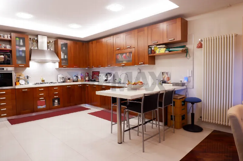 Appartamento in vendita a Caserta, Centro - foto 10