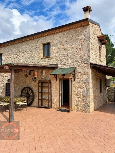 Rustico/Casale in vendita a Terracina - foto 3