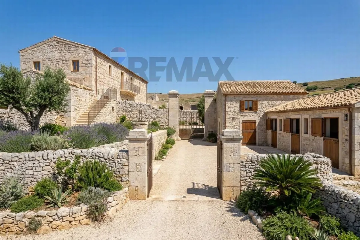 Rustico/Casale in vendita a Ragusa, Zona Industriale, Conservatore, San Giacomo - foto 2