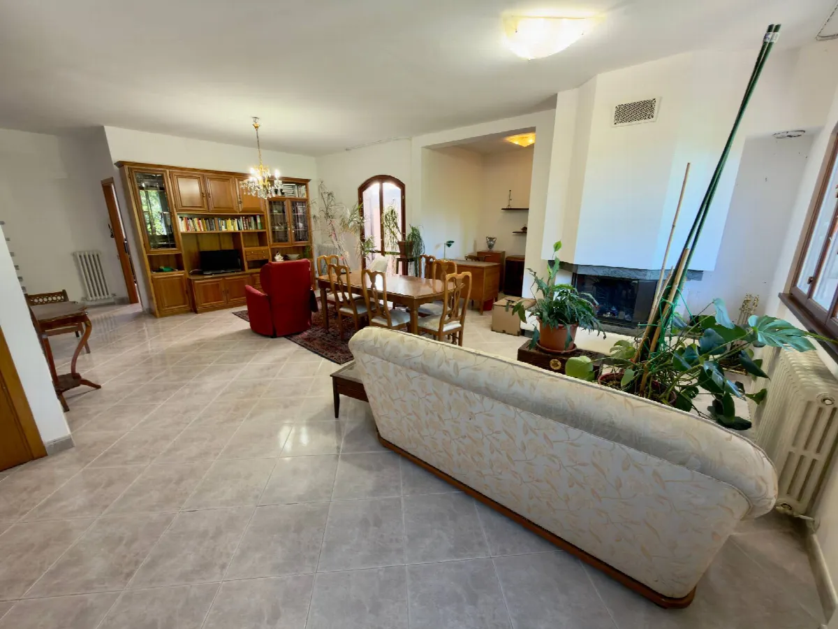 Villa in vendita a Fabriano - foto 2