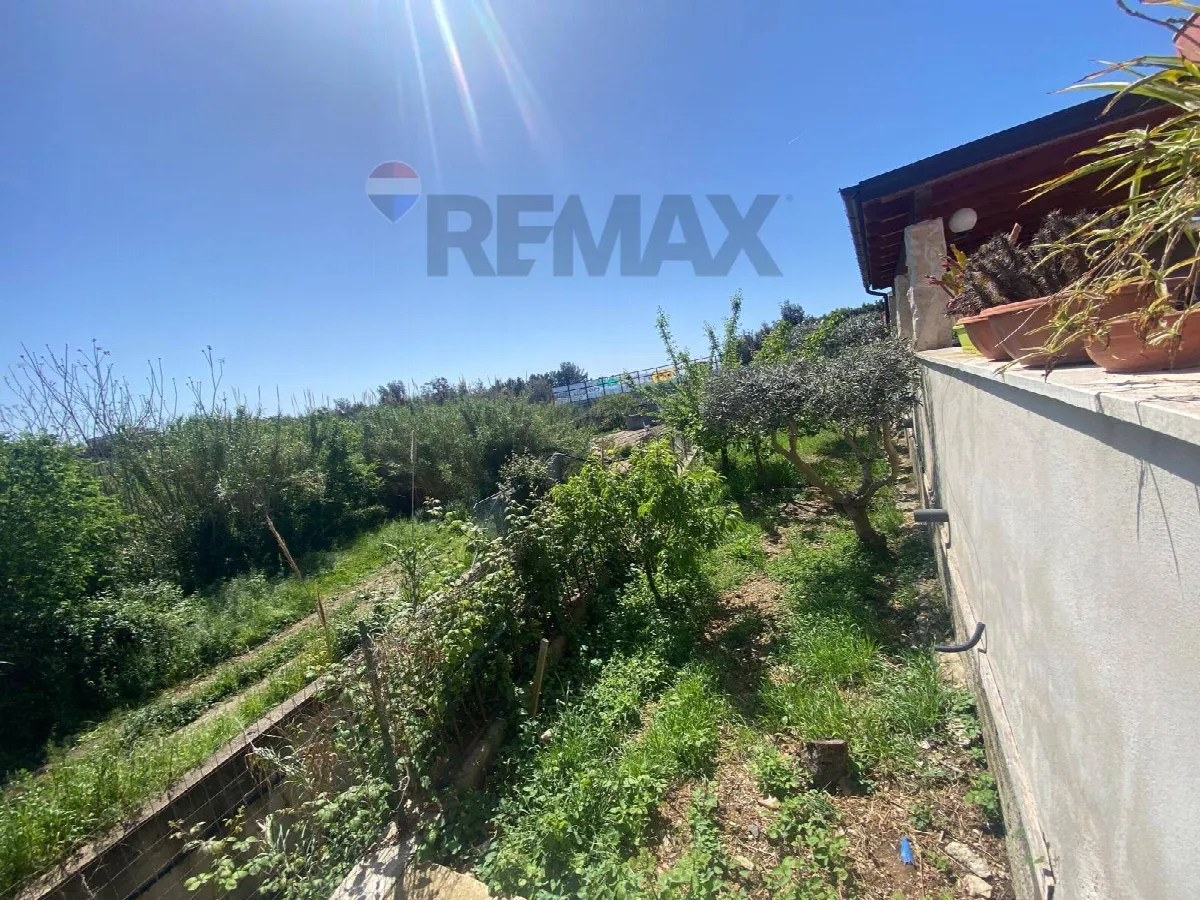 Casa Indipendente in vendita a Santa Marinella - foto 5