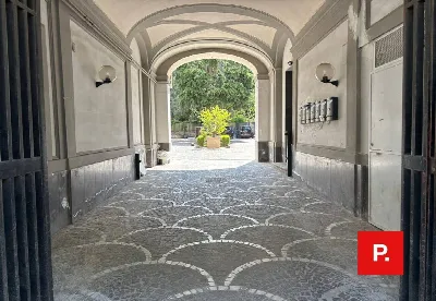Appartamento in vendita a Caserta, Centro - foto 2