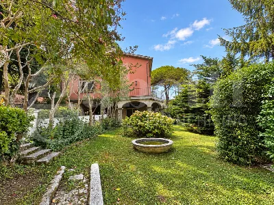 Villetta a schiera in vendita a Marino - foto 1