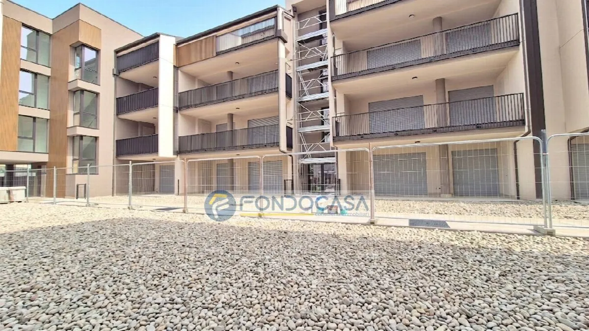 Appartamento in vendita a Peschiera del Garda - foto 2