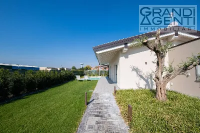 Villa in vendita a Sona - foto 1