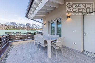 Appartamento in vendita a Puegnago sul Gar... - foto 1