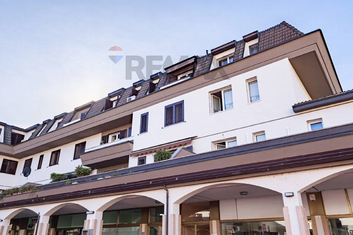 Appartamento in vendita a Lavena Ponte Tresa - foto 2