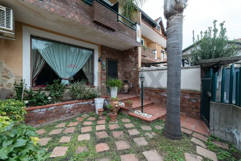 Villa in vendita a San Giovanni la Punta - foto 4