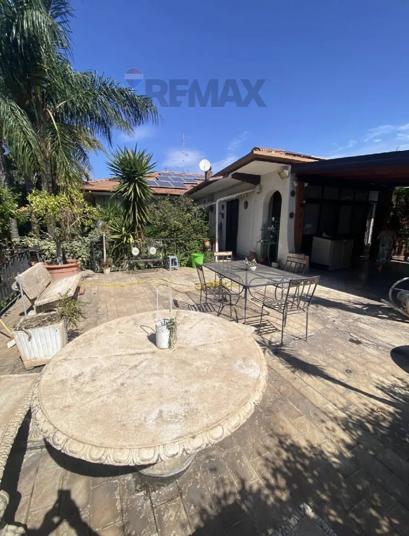 Villa in vendita a Misterbianco - foto 1