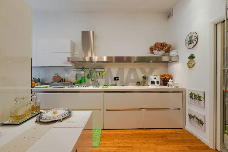 Appartamento in vendita a Trieste, Centro - foto 8