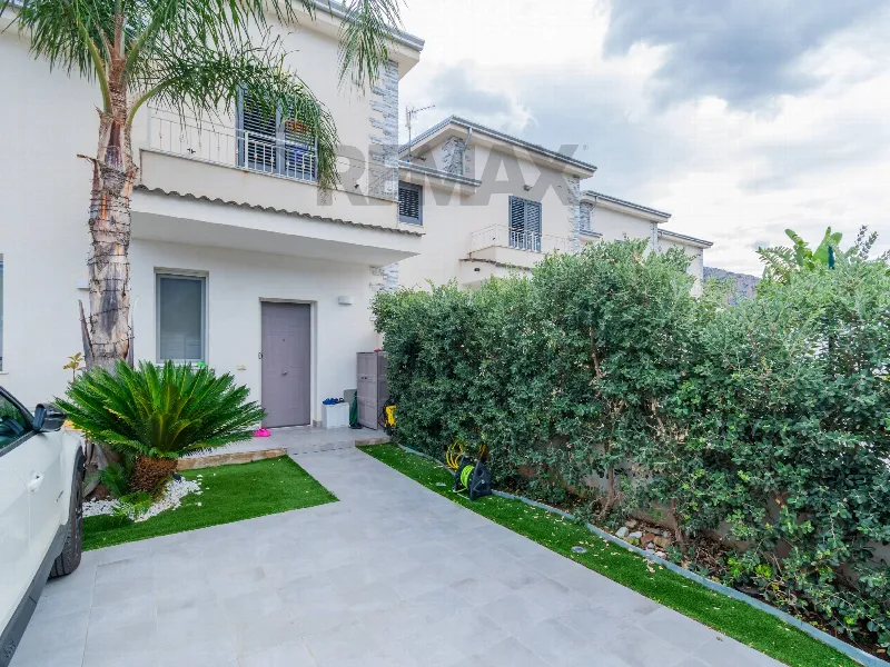 Villa in vendita a Carini - foto 1