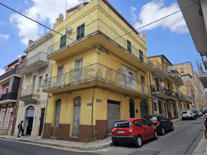 Appartamento in vendita a Ragusa, Ibla, Centro, San Luigi, Archimede - foto 1