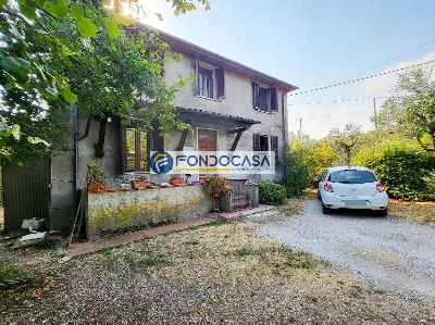 Villa a Seravezza