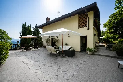 Villa in vendita a Montevecchia - foto 1