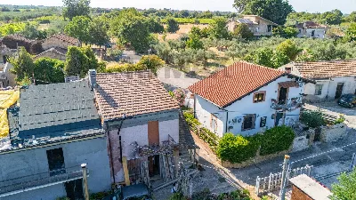 Casa Indipendente in vendita a Rocca San G... - foto 2
