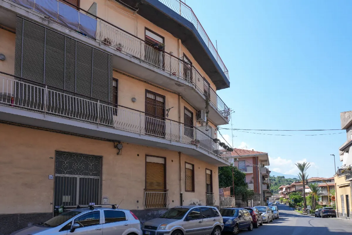 Appartamento in vendita ad Aci Catena - foto 3