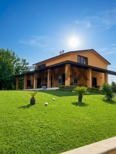Villa in vendita a Liberi - foto 1