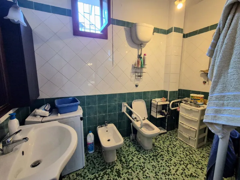 Palazzo/Stabile in vendita a Caivano - foto 8