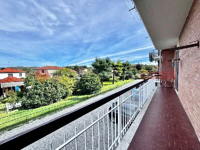 Appartamento in vendita a Castelletto sopr... - foto 2