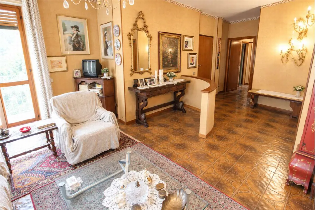 Appartamento in vendita a Novara, Porta Mortara, Sacro Cuore, San Martino, San Paolo - foto 3